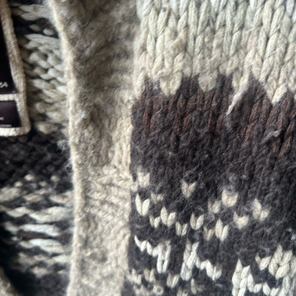 Vintage Abercrombie and fitch Ezra fitch hand knit lambswool button up sweater - Picture 7 of 10